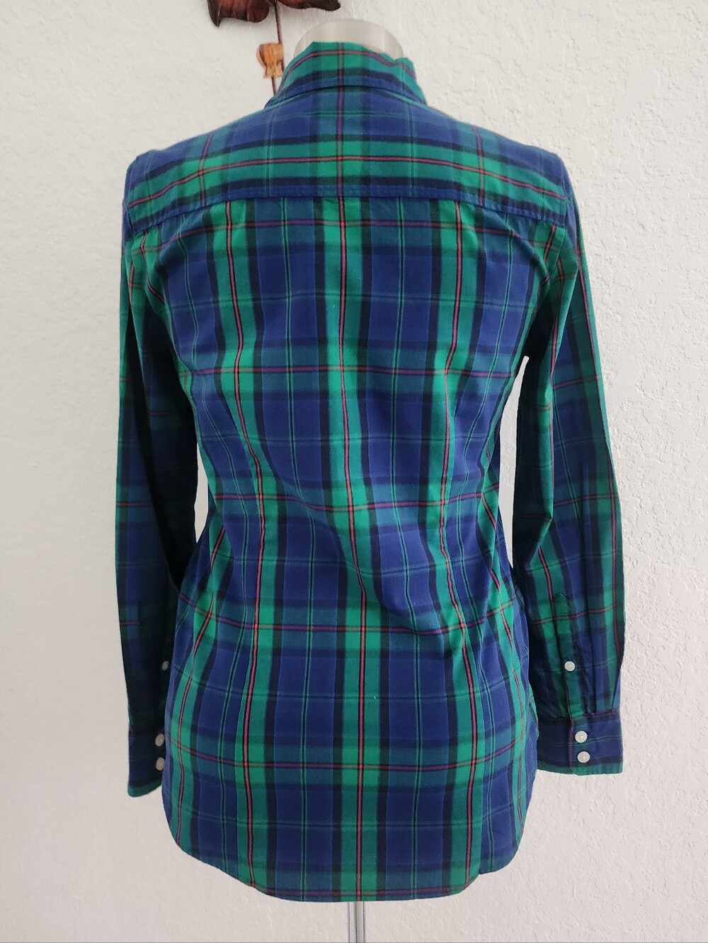 J CREW | Women's Green & Blue Plaid Button-Down Shirt - Picture 2 of 13